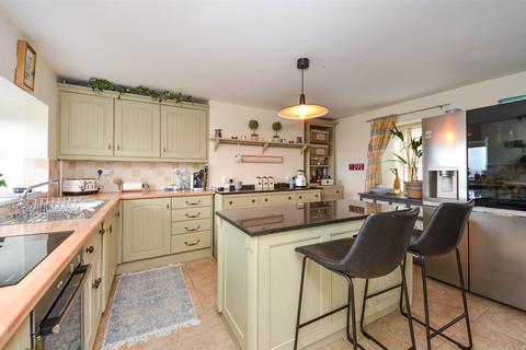 2 bedroom end of terrace house for sale, High Street, Penmaenmawr, Conwy, LL34