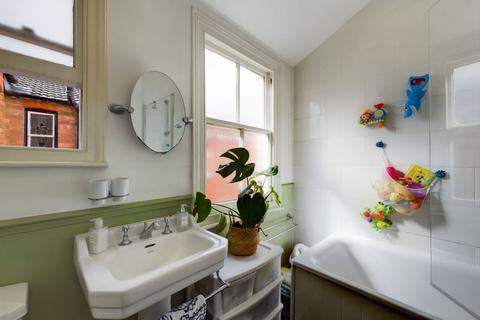 107 Birchfield Road, Northampton, NN1 4RG