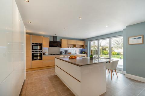 Sysondale Anslow Lane, Rolleston On Dove, Burton-on-trent, DE13 9DS