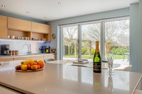 Sysondale Anslow Lane, Rolleston On Dove, Burton-on-trent, DE13 9DS