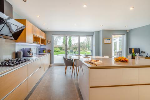 Sysondale Anslow Lane, Rolleston On Dove, Burton-on-trent, DE13 9DS