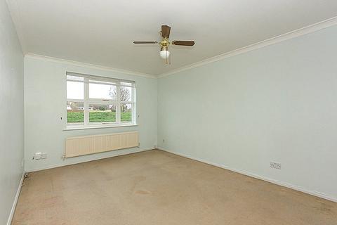 2 bedroom end of terrace house for sale - Wadham Place, Sittingbourne, Kent, ME10