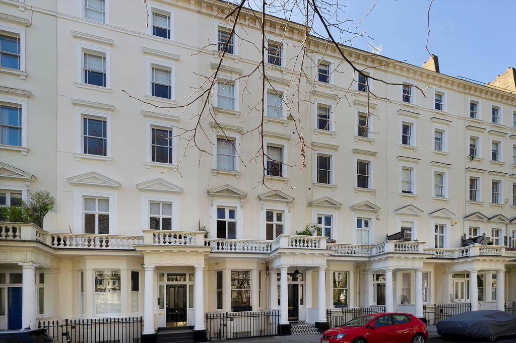 St. Square, Pimlico, SW1V 4 bed flat for sale £2,550,000