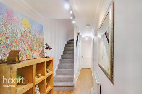 26 College Road, Chatham, ME4 4QX