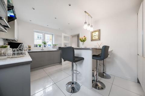 21 Pine Rise, Witney, OX28 1EZ