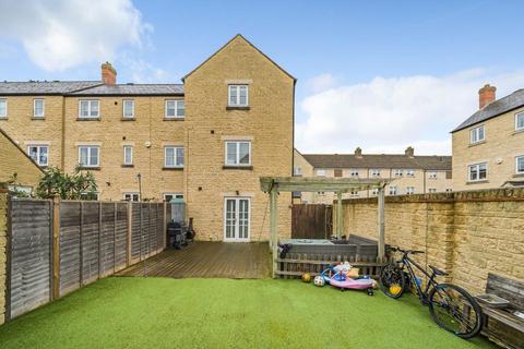21 Pine Rise, Witney, OX28 1EZ