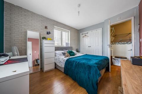 21 Pine Rise, Witney, OX28 1EZ