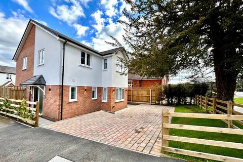 Yew Tree House, 1a Chapel Drive, Wythall, Birmingham, B47 6JP