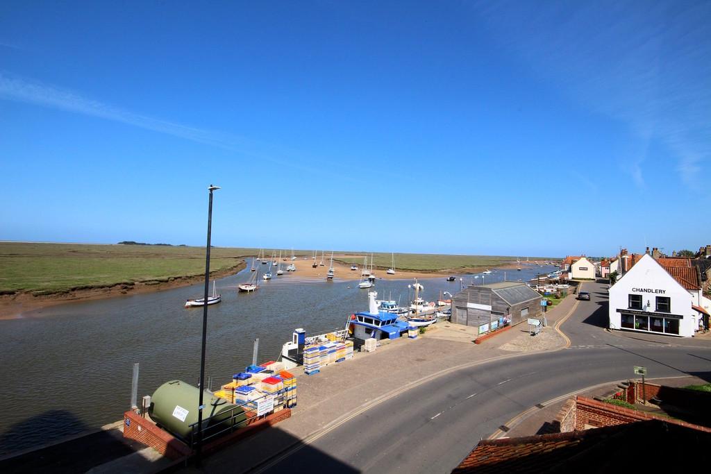 WellsnexttheSea 1 bed apartment for sale £600,000