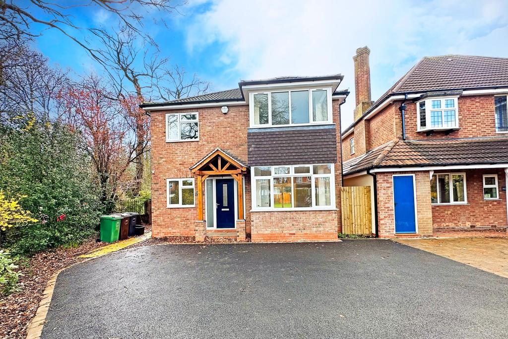 Widney Lane, Solihull 4 bed detached house £1,950 pcm (£450 pw)