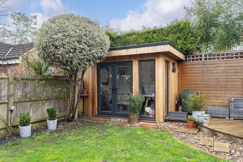 10 Ashley Road, Westcott, Dorking, RH4 3QJ