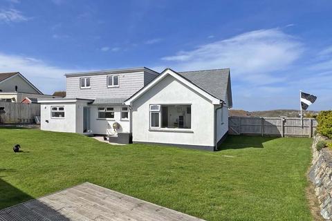 39 Laflouder Fields, Mullion, Helston, TR12 7EJ