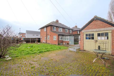 3 bedroom semi-detached house for sale, Medina Road, Leicester