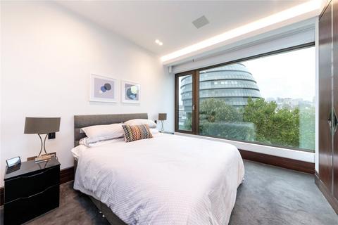 2 bedroom flat to rent, Blenheim House, Crown Square, London