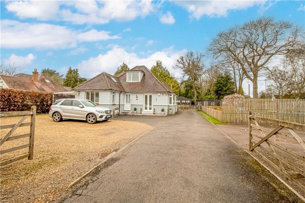 West Parley, Ferndown, Dorset, BH22 3 bed detached bungalow for sale