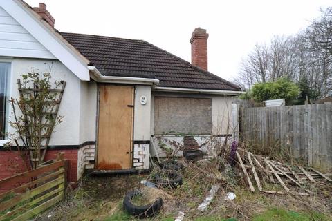 12 Holden Place, Walsall, WS3 1PZ