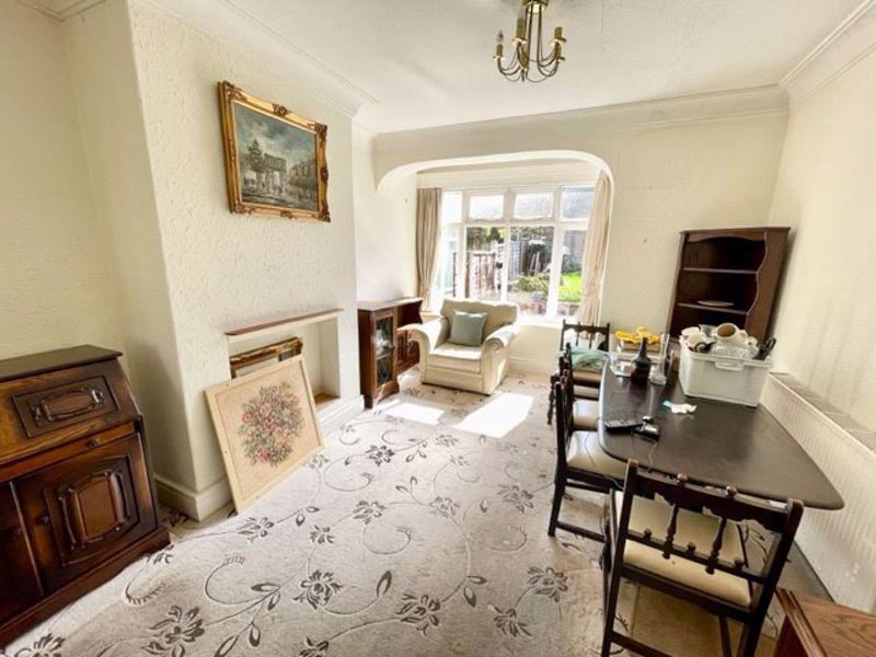 Godfrey Road, Skircoat Green, Halifax 3 bed semidetached house for