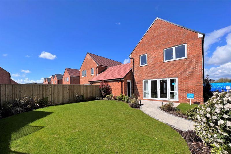 Boston Road, Cranleigh 3 bed house for sale £590,000