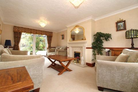 76 Broadmeadow, Walsall, WS9 8JB