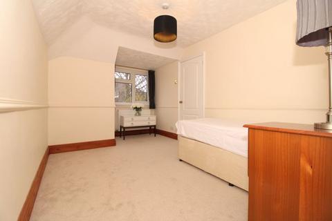 76 Broadmeadow, Walsall, WS9 8JB