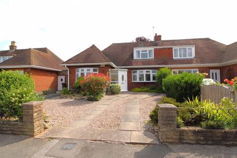 76 Broadmeadow, Walsall, WS9 8JB