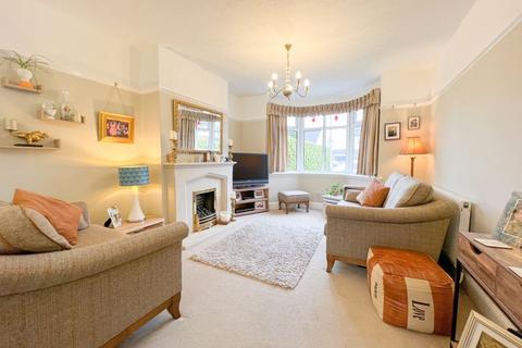 47 Manor Road, Streetly, Sutton Coldfield, B74 3NG