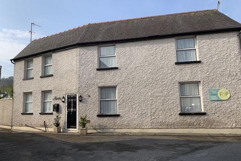 3 bedroom cottage for sale, Tanrallt Street, Mochdre