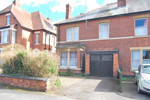 26 Heathville Road, Gloucester, GL1 3DS