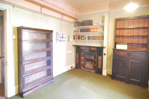 26 Heathville Road, Gloucester, GL1 3DS