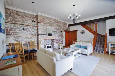 Penthouse Channel View, Lynton Cottage Seaview Apartments North Walk, Lynton, EX35 6ED