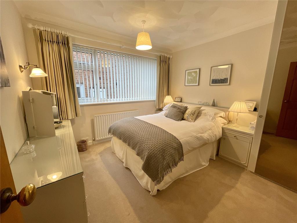 Side Bedroom