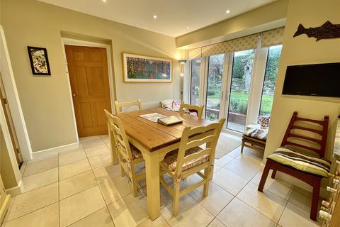 20 Downs Crescent, Gawber, Barnsley, S75 2JE