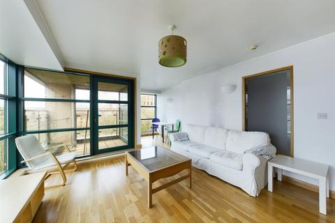 2 bedroom apartment for sale, Stonegate House, Bradford, BD1