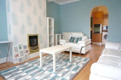 2 bedroom flat to rent - Wester Drylaw Place, Drylaw, Edinburgh