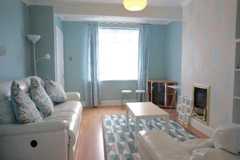 2 bedroom flat to rent - Wester Drylaw Place, Drylaw, Edinburgh