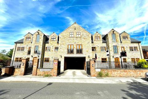 2 bedroom flat for sale, Rockley View Court, Birdwell, Barnsley, South Yorkshire, S70 5US