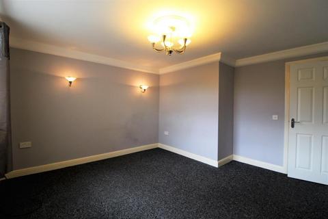 2 bedroom flat for sale, Rockley View Court, Birdwell, Barnsley, South Yorkshire, S70 5US