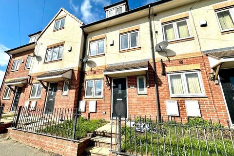 4 bedroom townhouse for sale - Barnsley Road, Hemsworth, Wakefield, South Yorkshire, WF9 4PG