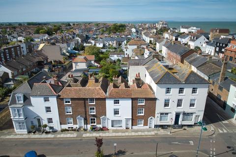 3 bedroom terraced house for sale, Alfred Square, Deal, Kent, CT14