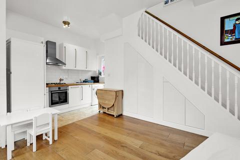 141b Loveday Road, London, W13 9JU