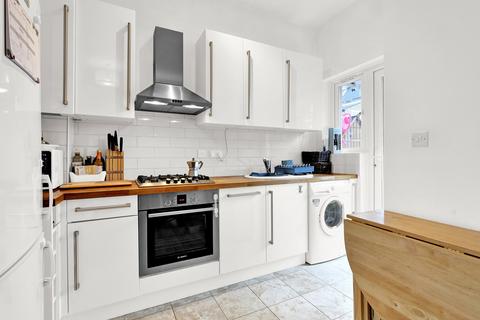 141b Loveday Road, London, W13 9JU