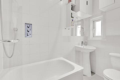 141b Loveday Road, London, W13 9JU
