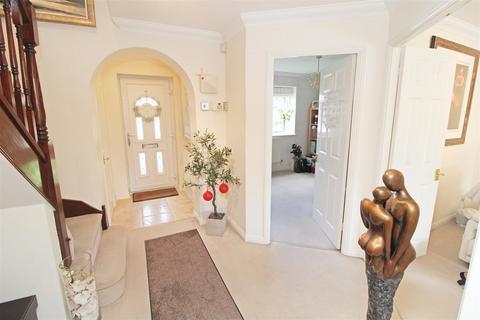 9 Dixie Lane, Wavendon Gate, Milton Keynes, MK7 7AZ