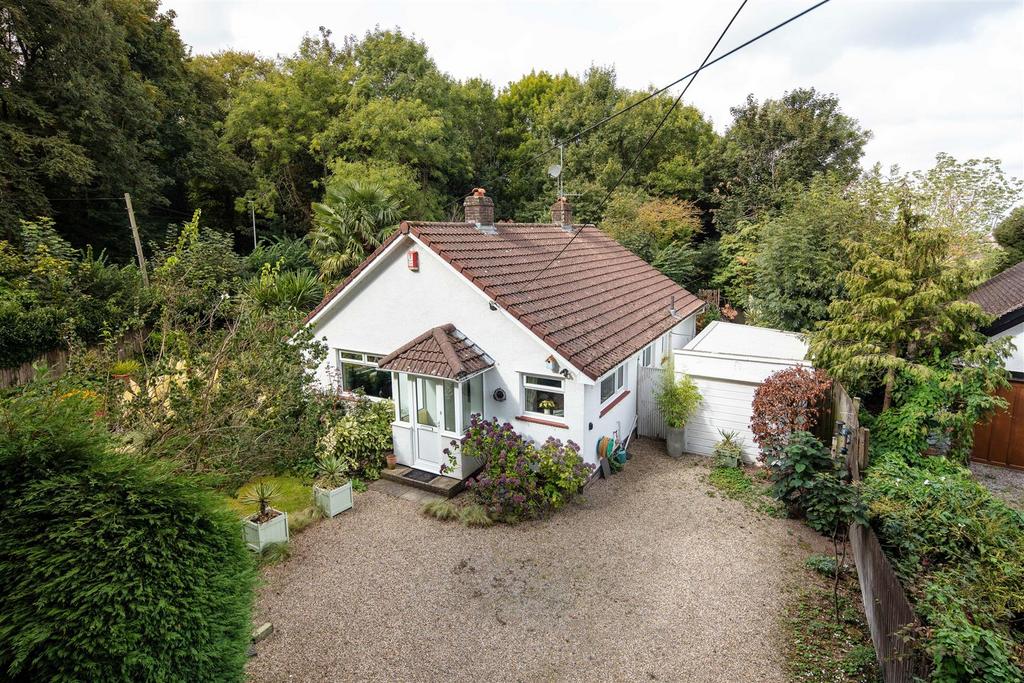Home Farm Road, Abbots Leigh, Bristol, BS8 2 bed detached bungalow for