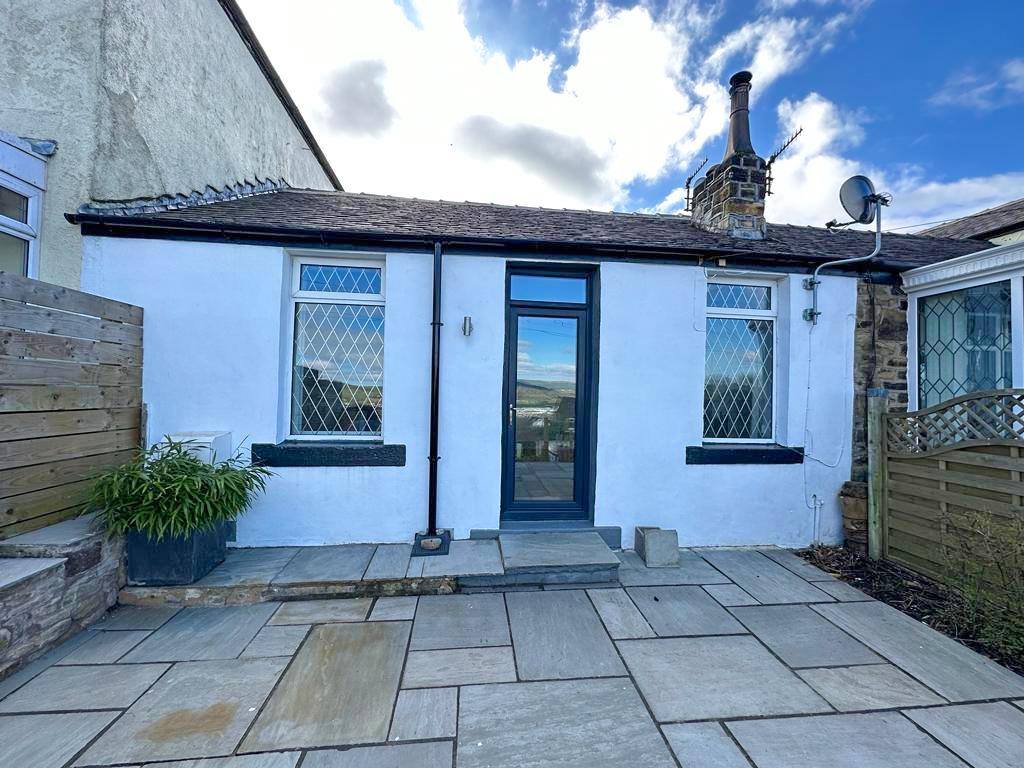 Ivy Terrace, Thwaites Brow, Keighley 2 bed terraced bungalow for sale