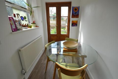 11 Seymour Road, Leicester, LE2 1TQ