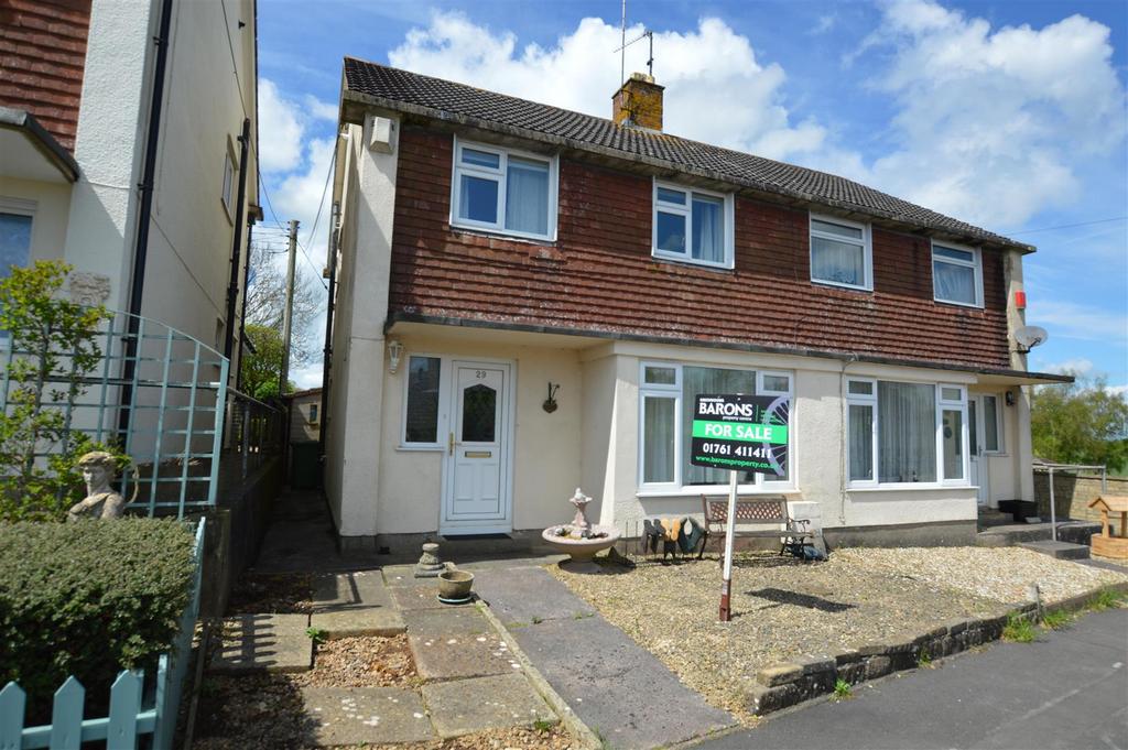 Middlemead, StrattonOnTheFosse, Radstock 3 bed semidetached house