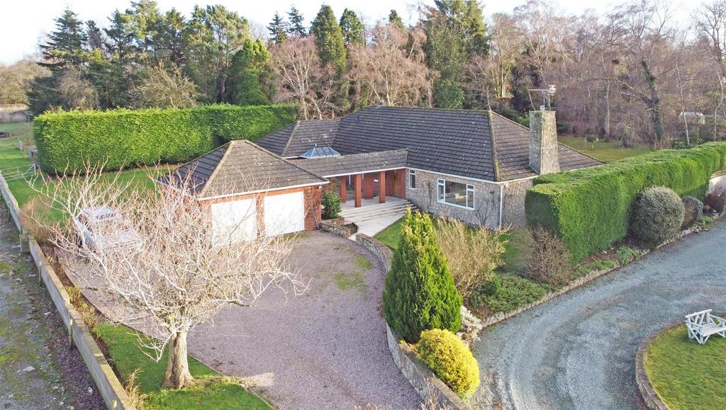 30 Old Coppice, Lyth Bank, Shrewsbury 3 bed detached bungalow £1,500