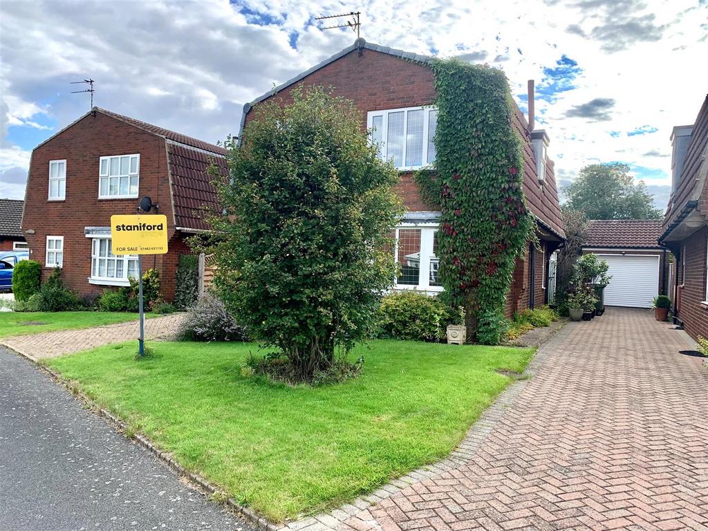 8 Northdale Park 3.jpg