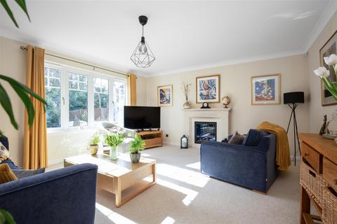 32 Beauly Crescent, Dunfermline, KY11 8GW